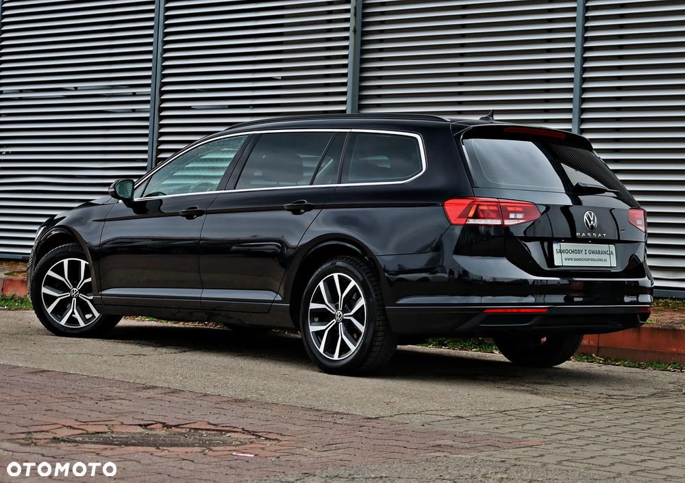 Volkswagen Passat 2.0 TDI EVO Elegance DSG - 9