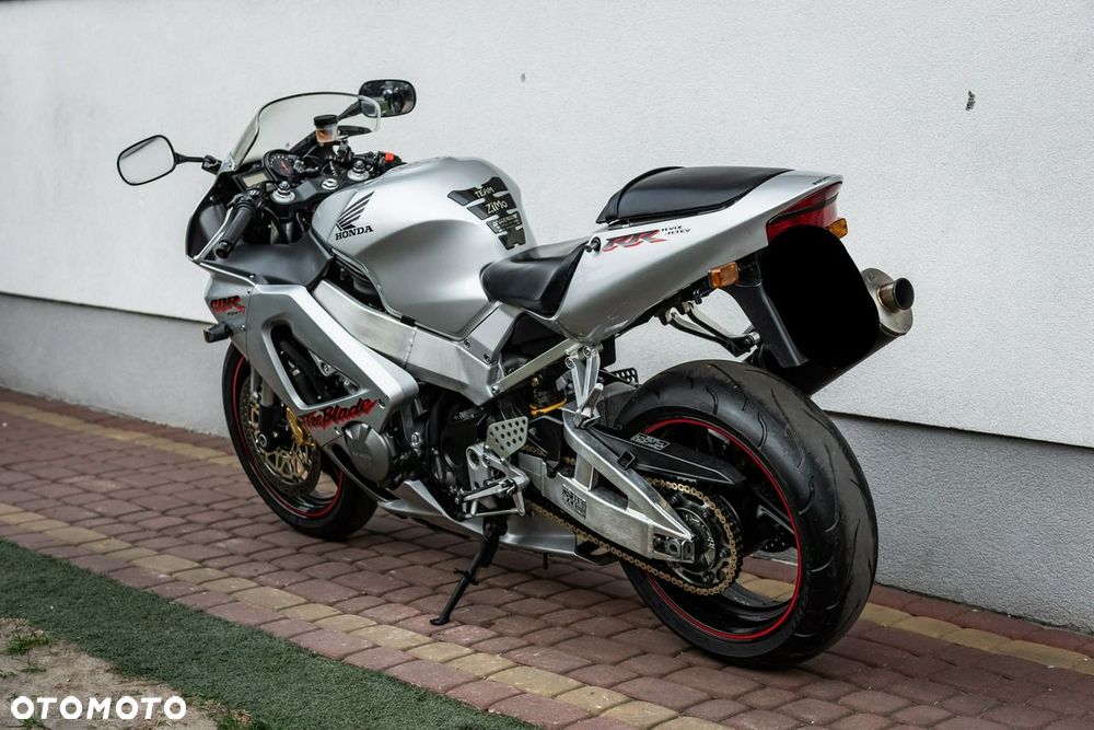 Honda CBR - 4