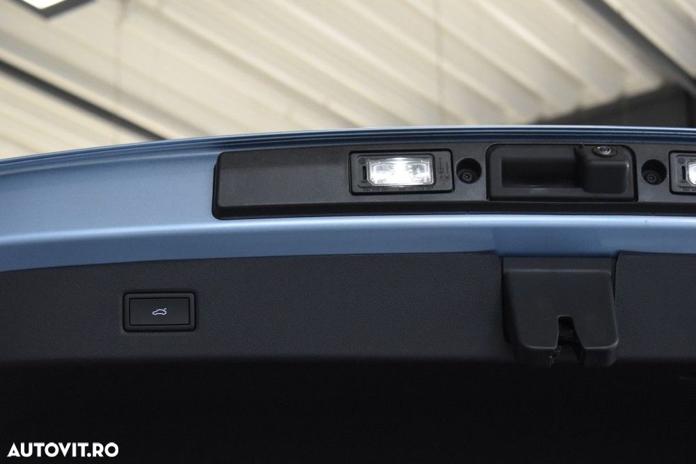 Ford Explorer RWD 77 kWh Extended Range Select - 10