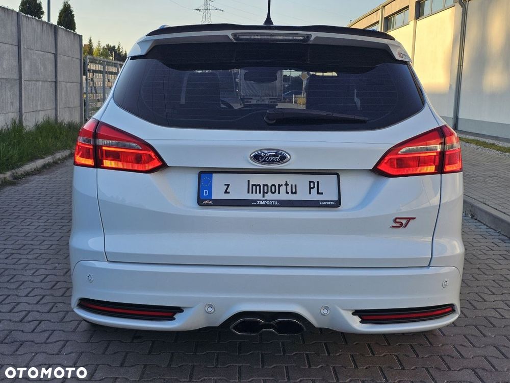Ford Focus 2.0 EcoBoost ST mit Leder-Sport-Paket - 12