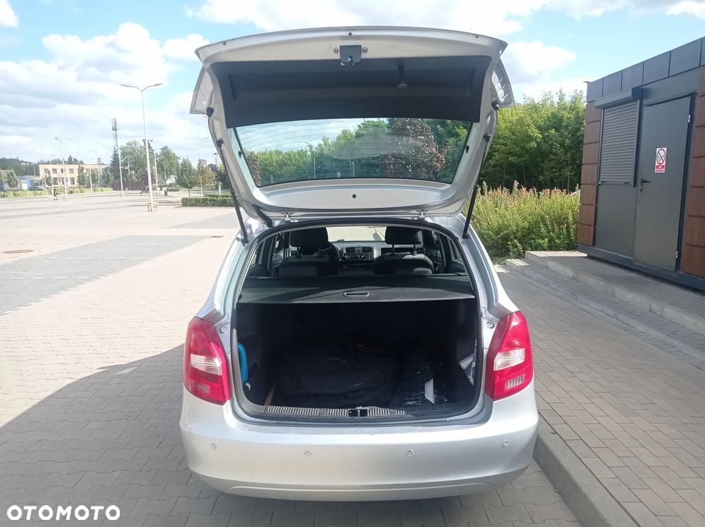 Skoda Fabia 1.4 16V Ambition - 8
