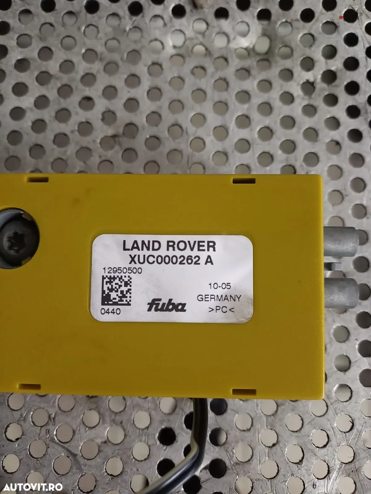 Amplificator Antena Land Rover Range Rover Sport L320 Discovey 3 An 2005-2006-2007-2008-2009-2010-2011 Cod XUC000262A Dezmembrez Range Rover Sport L320 2.7 Tdv6 Motor 276DT - Dezmembrari Arad - 5