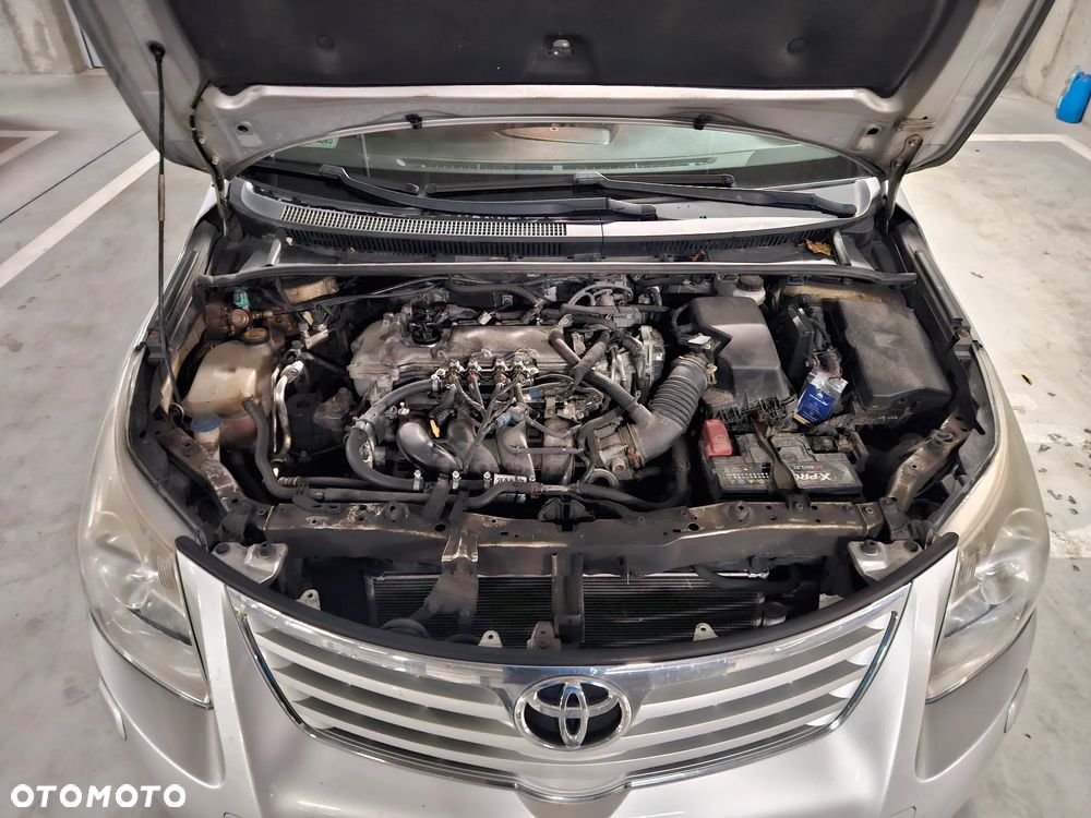 Toyota Avensis 1.8 Comfort - 7