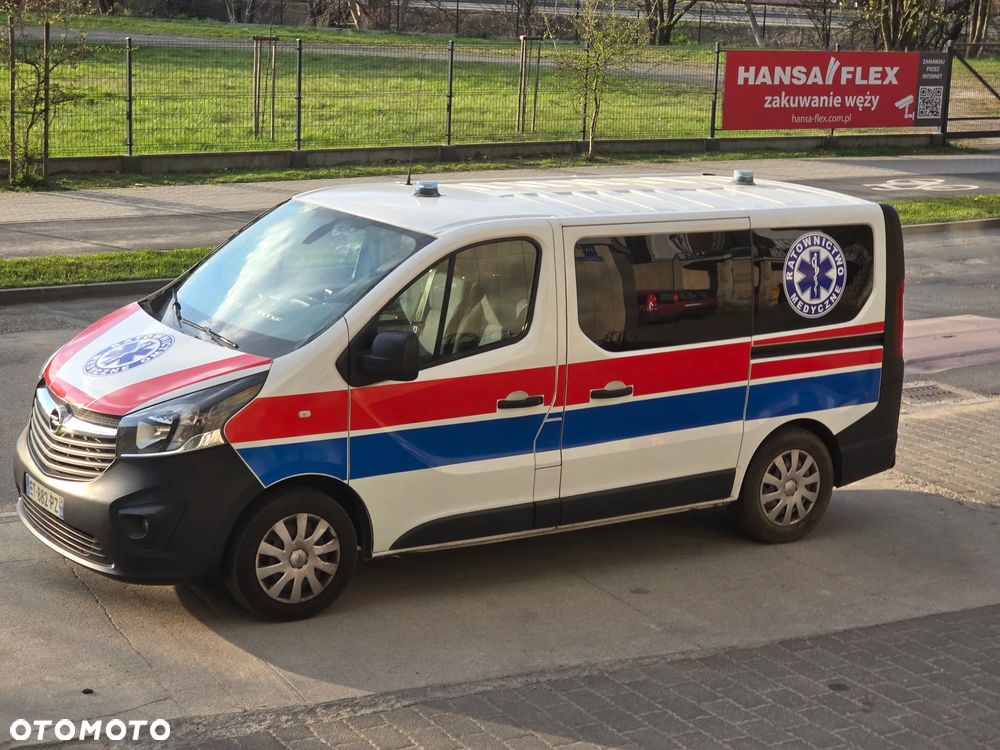 Opel Vivaro 1.6dci Karetka Ambulans Nosze