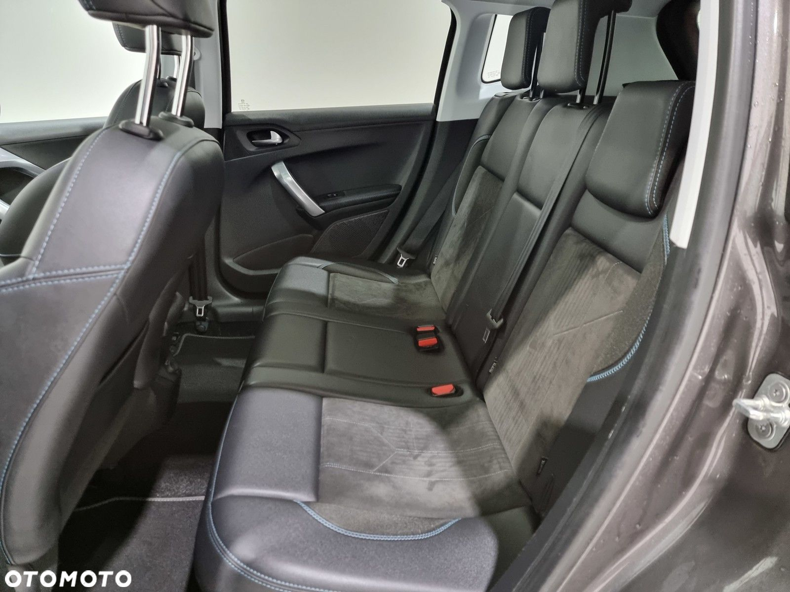 Peugeot 2008 - 26