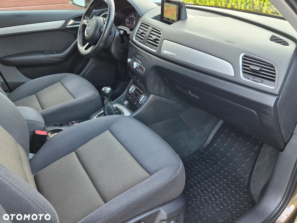 Audi Q3 2.0 TDI Quattro - 22