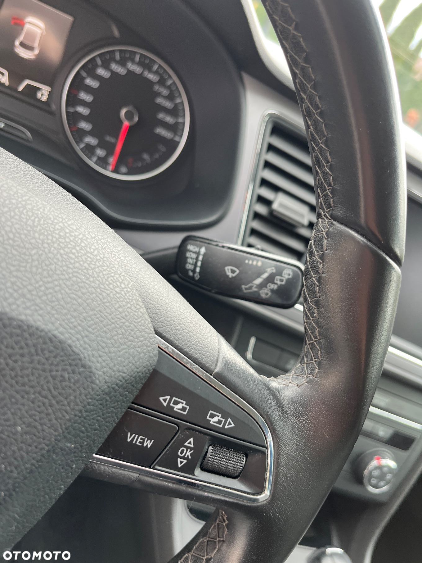 Seat Leon 1.6 TDI DSG Xcellence - 28