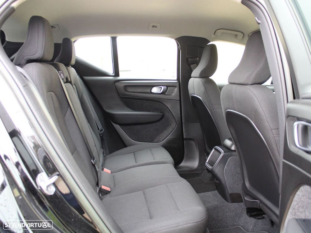 Volvo XC 40 1.5 T2 Essential Auto - 51