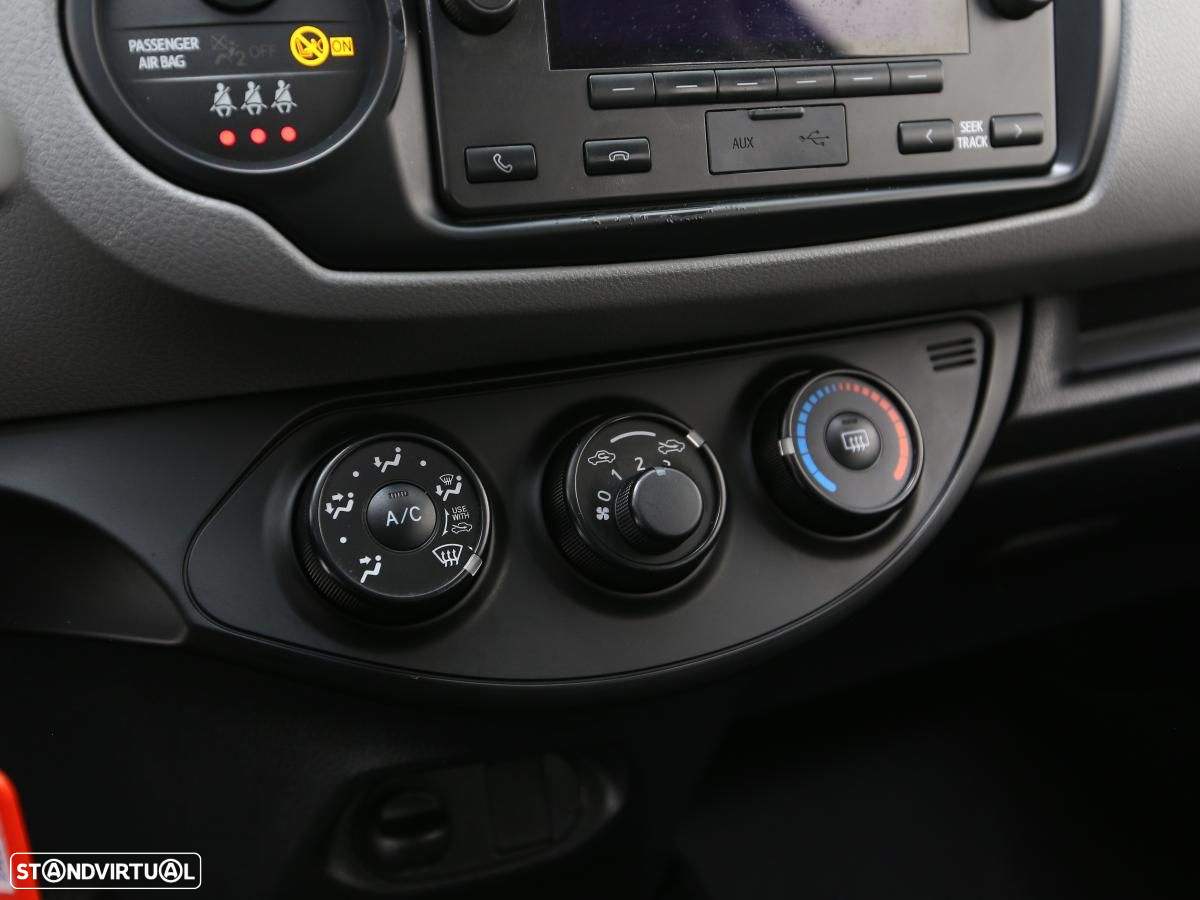 Toyota Yaris 1.4 D-4D ACtive - 11