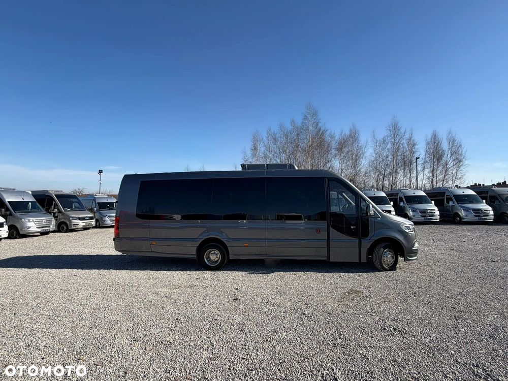 Mercedes-Benz Sprinter 519 - 4