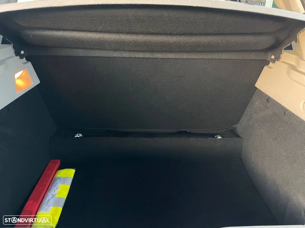 Renault Zoe (c/ Bateria) Limited 50 - 16