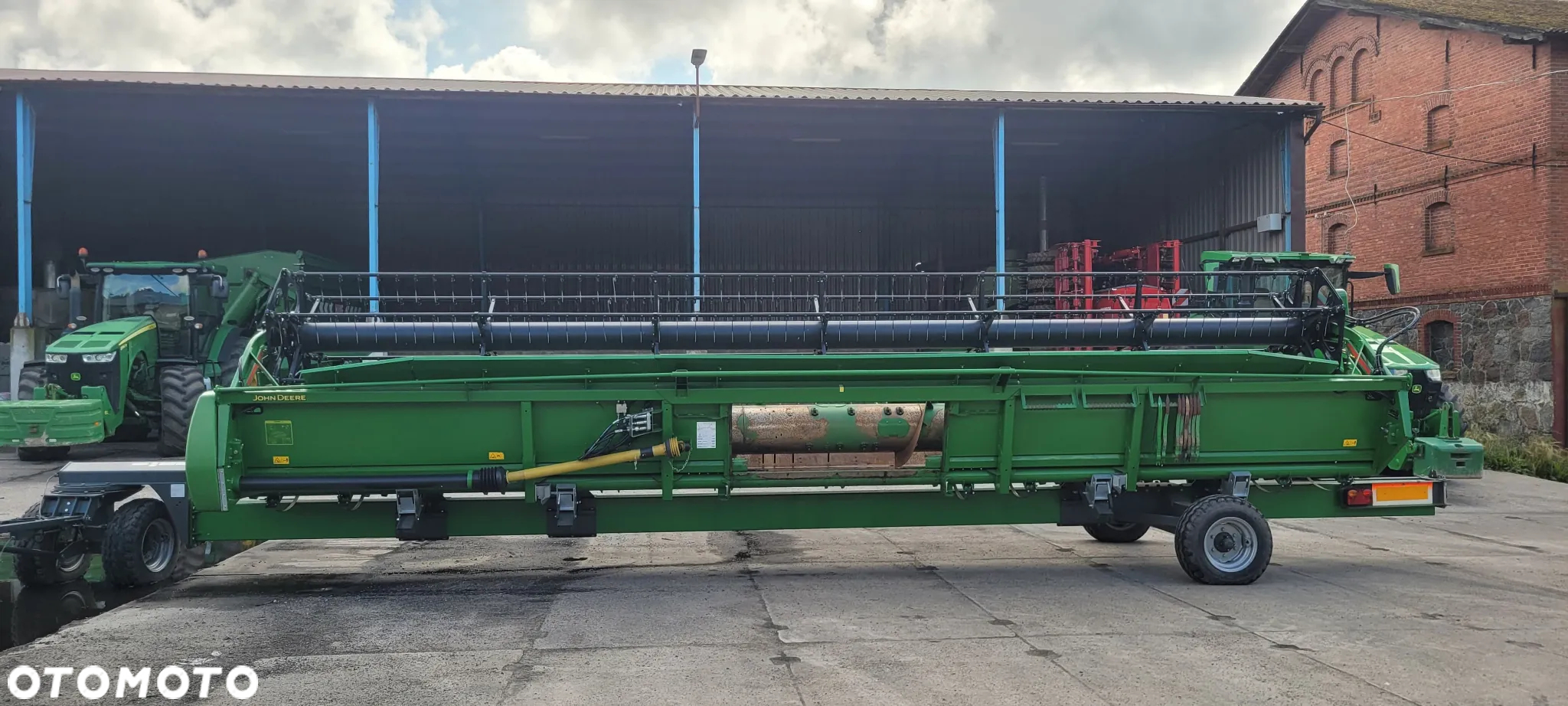 John Deere T670i - 10