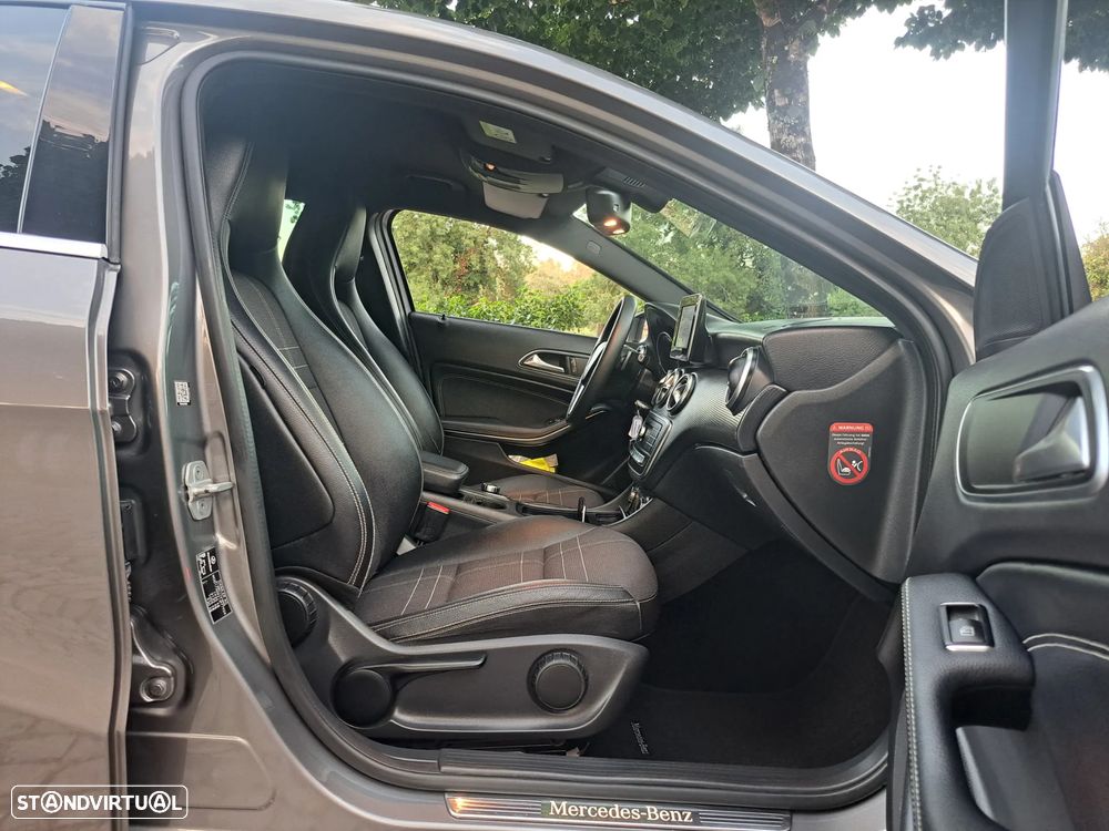Mercedes-Benz A 180 7G-DCT Urban - 16