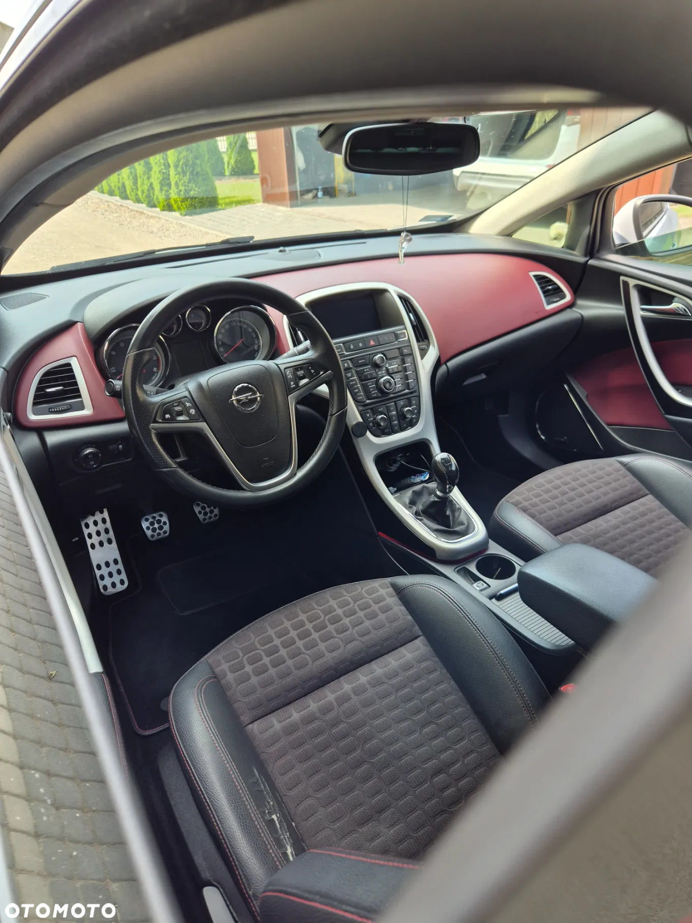 Opel Astra IV GTC 2.0 CDTI Sport S&S - 19