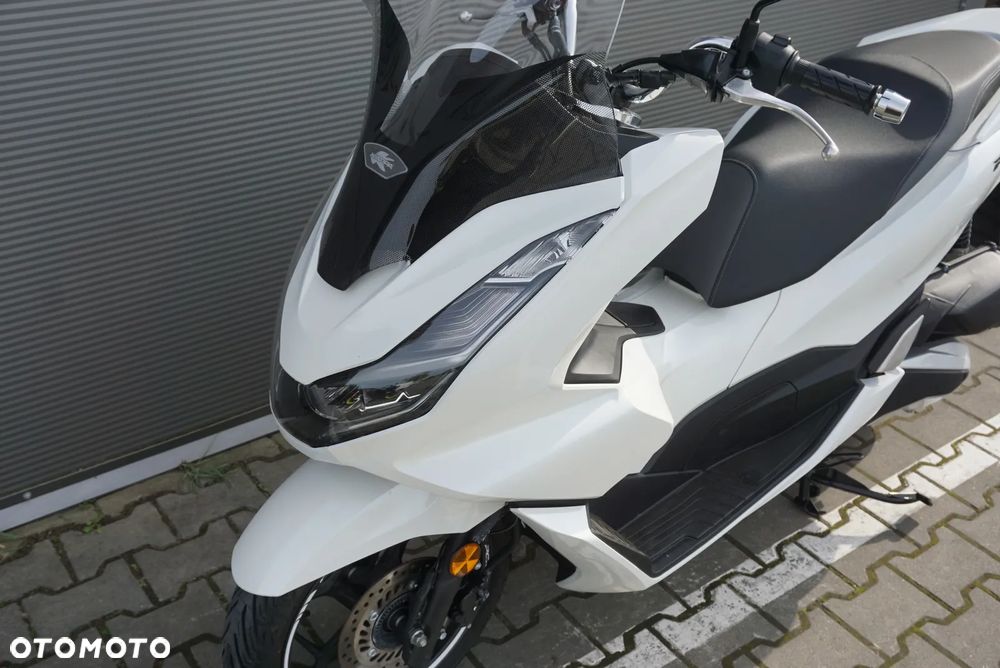 Honda PCX - 9