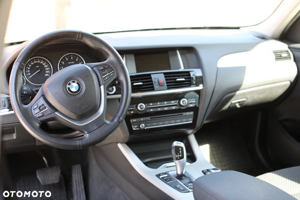 BMW X3 xDrive20i - 9