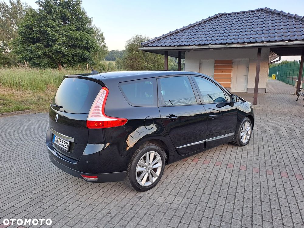 Renault Grand Scenic 2.0 16V 140 CVT Bose Edition - 8