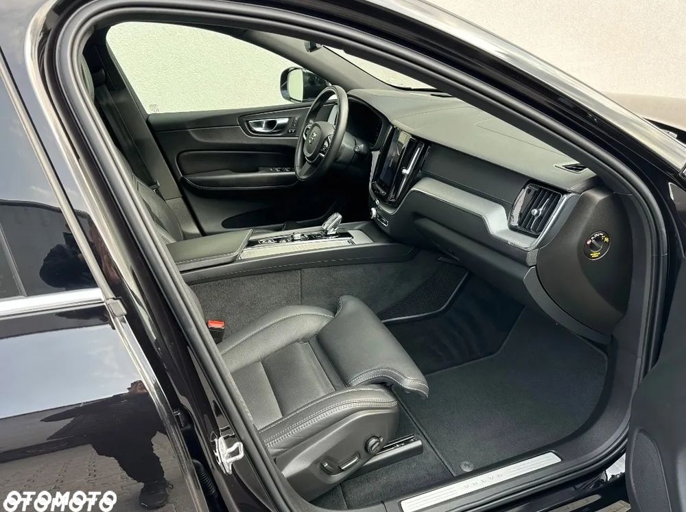 Volvo XC 60 B5 D AWD Geartronic Inscription - 12