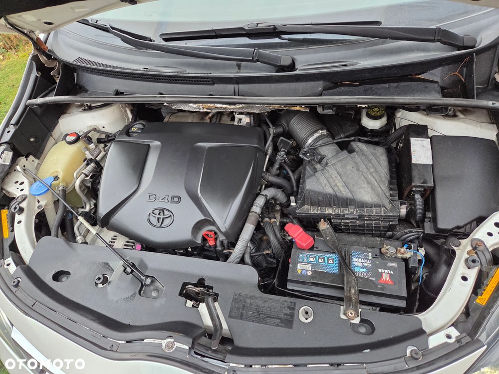 Toyota Verso 1.6 D-4D Prestige 7os - 15