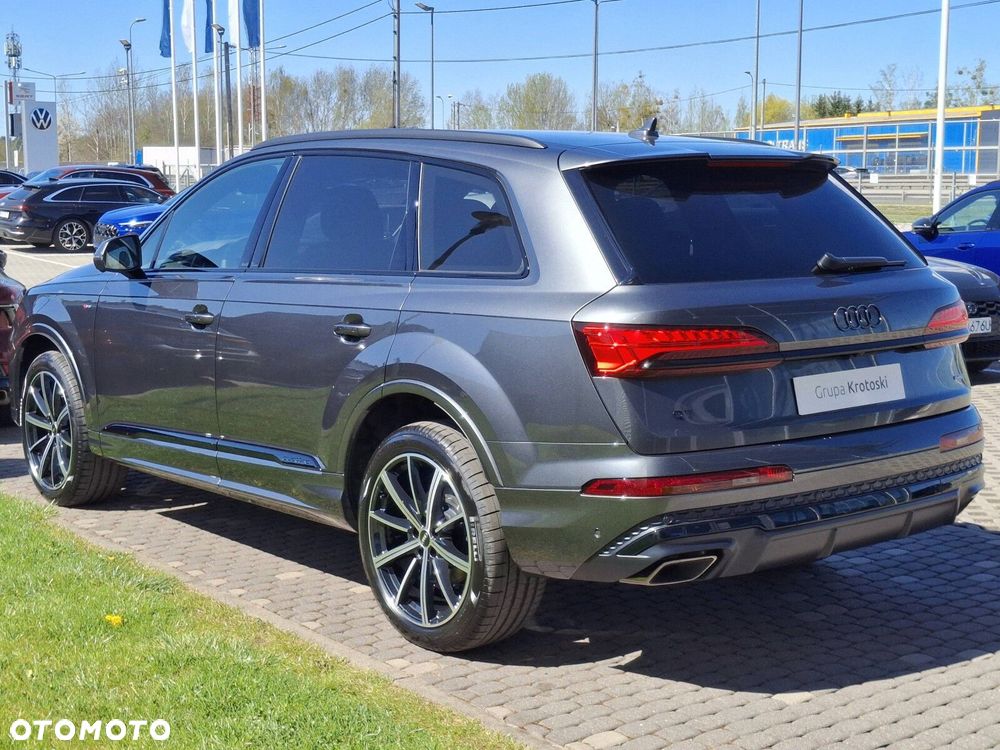 Audi Q7 - 4