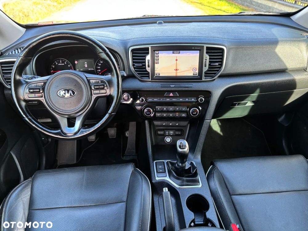 Kia Sportage 1.6 GDI 2WD Dream-Team Edition - 34