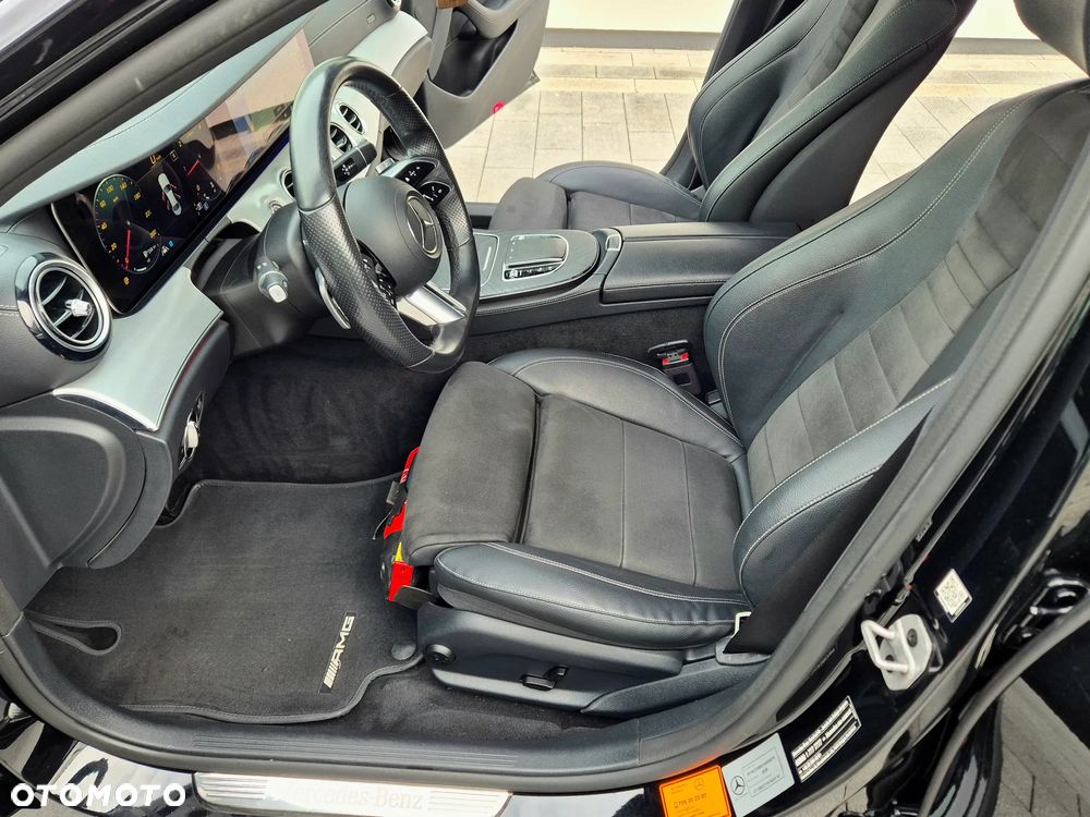 Mercedes-Benz Klasa E 220 d 4Matic 9G-TRONIC AMG Line - 19