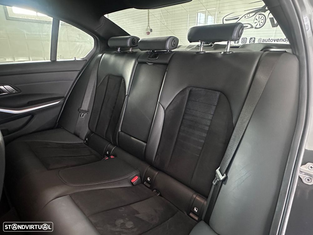 BMW 330 e Pack M Auto - 14