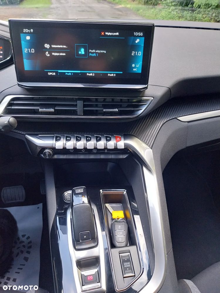 Peugeot 3008 - 16