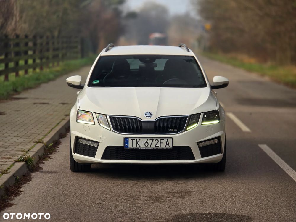Skoda Octavia 2.0 TDI 4x4 DSG RS - 10