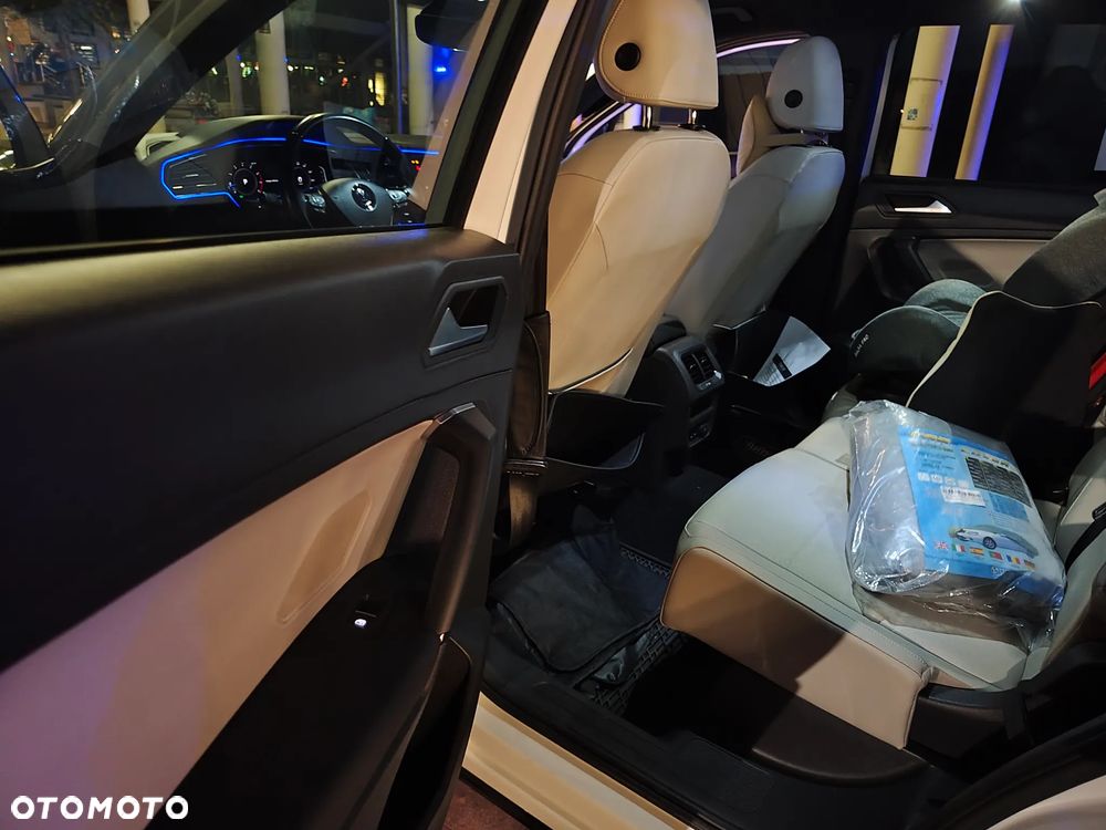 Volkswagen Tiguan - 30