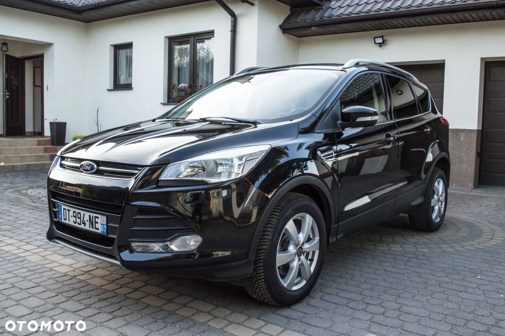Ford Kuga 2.0 TDCi 2x4 Titanium - 3