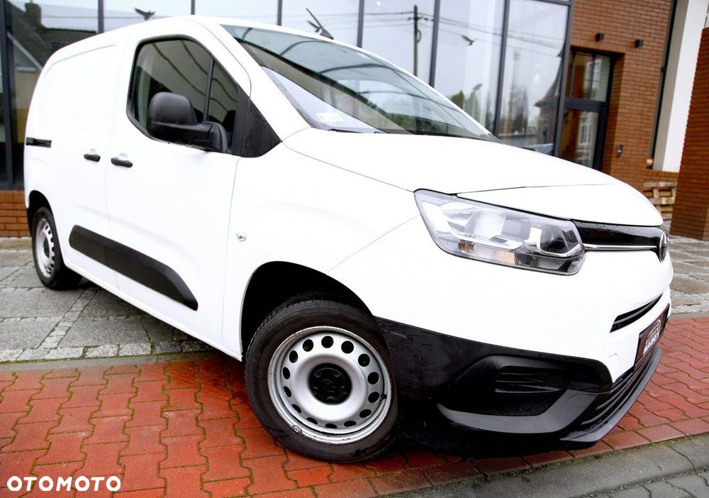 Toyota Proace City - 24