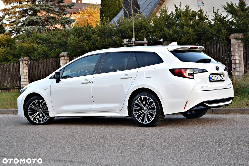 Toyota Corolla 2.0 Hybrid Comfort - 7
