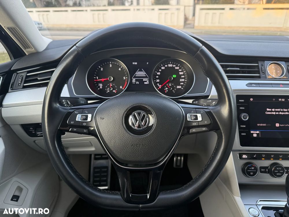 Volkswagen Passat 2.0 TDI SCR DSG Highline - 11