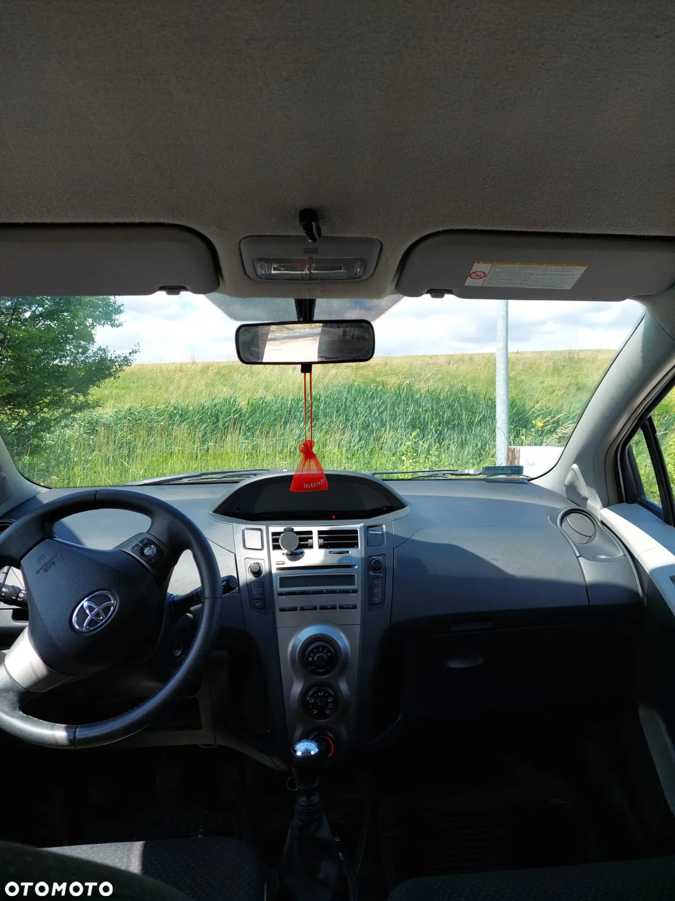 Toyota Yaris - 9