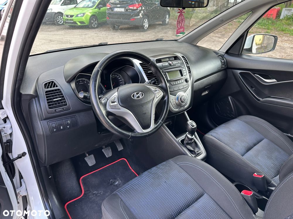 Hyundai ix20 1.4 blue Comfort - 14