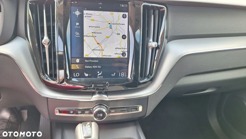 Volvo XC 60 T4 Momentum - 14