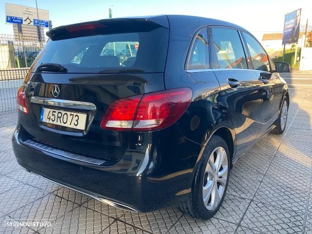 Mercedes-Benz B 180 CDi Urban - 2