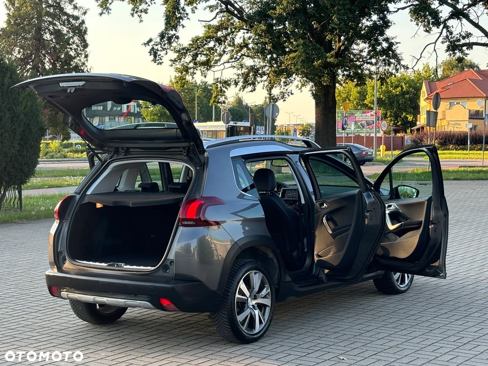 Peugeot 2008 BlueHDi 100 STOP & START Allure - 14