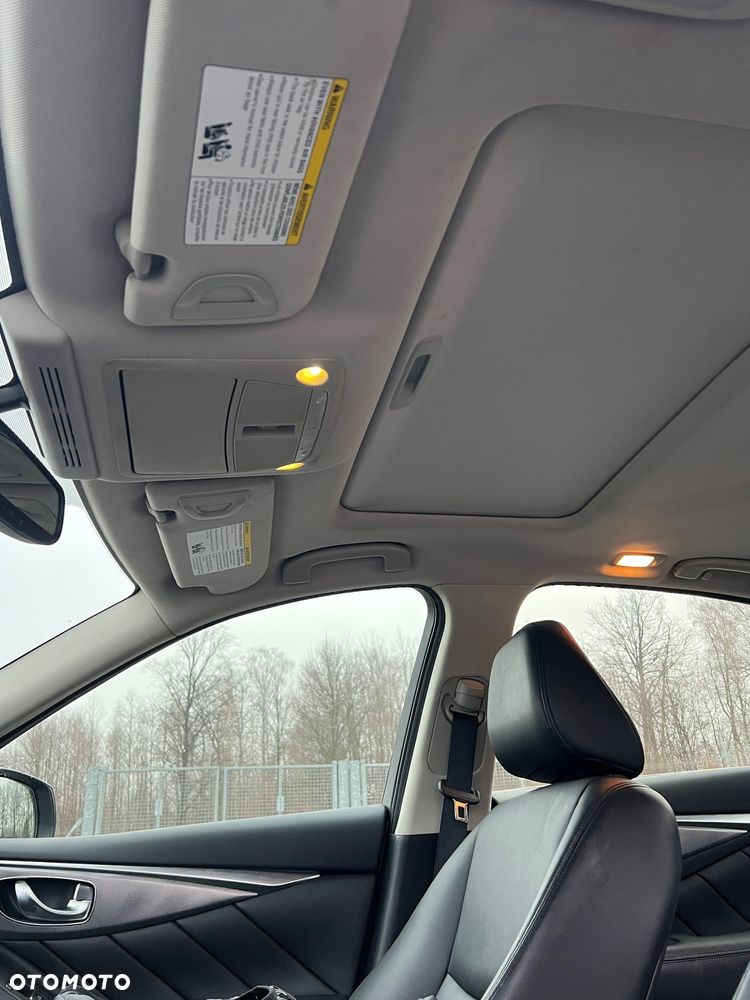 Infiniti Q50 - 17