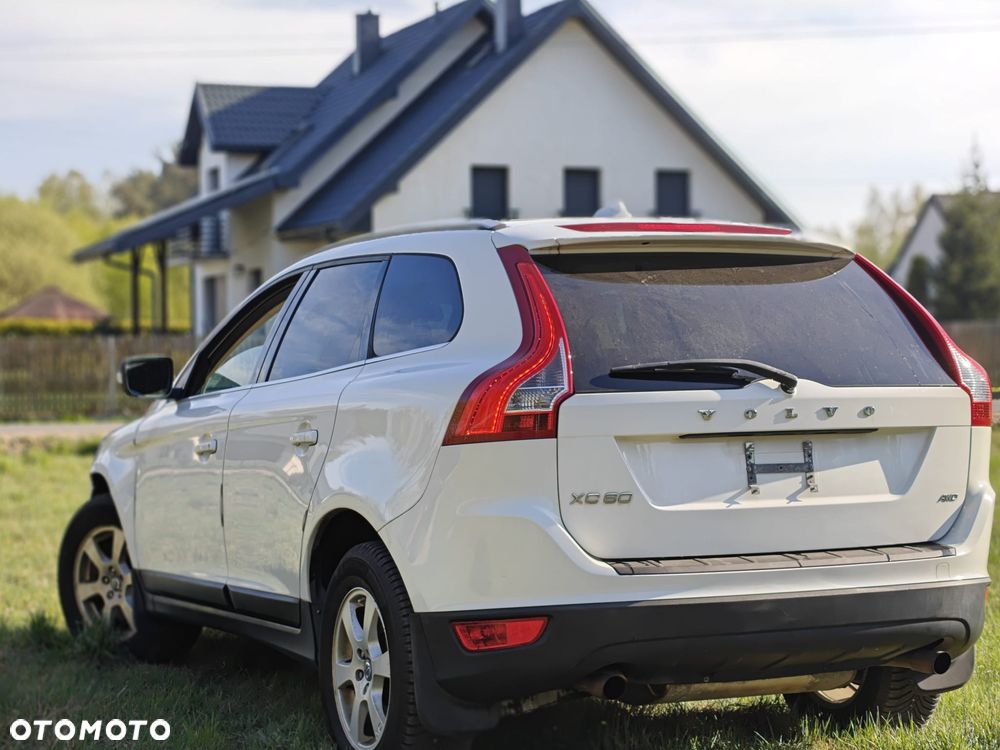 Volvo XC 60 3.2 AWD Momentum - 6
