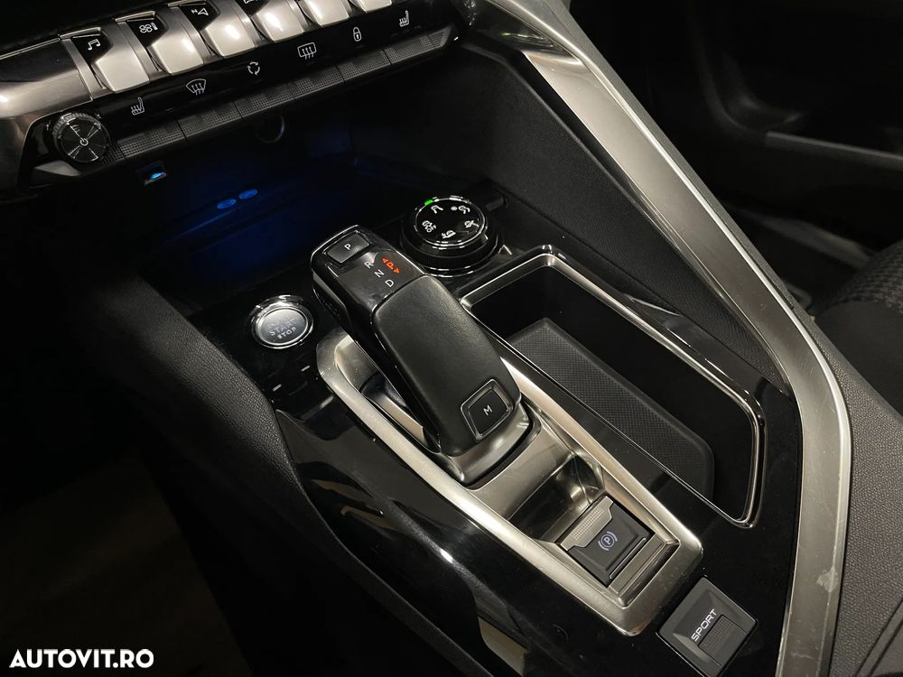 Peugeot 3008 1.5 BlueHDI 130 EAT8 Active Pack - 24