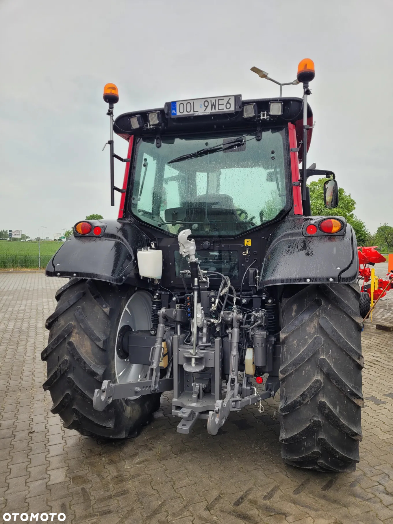 Valtra N123 HiTech ładowacz QUICKE - 16