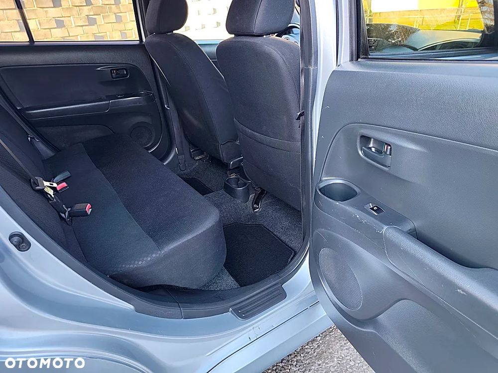 Daihatsu Materia - 21