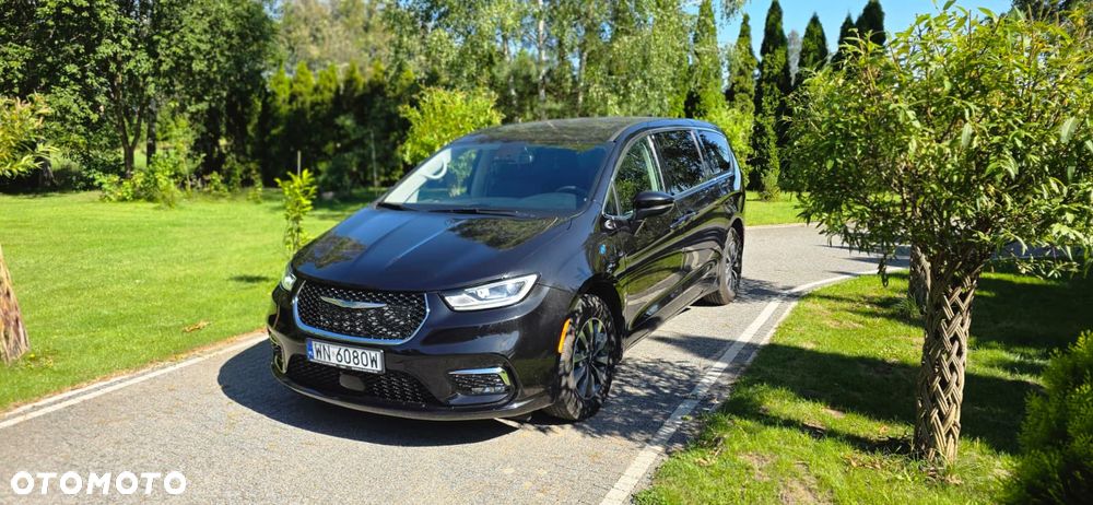 Chrysler Pacifica - 6