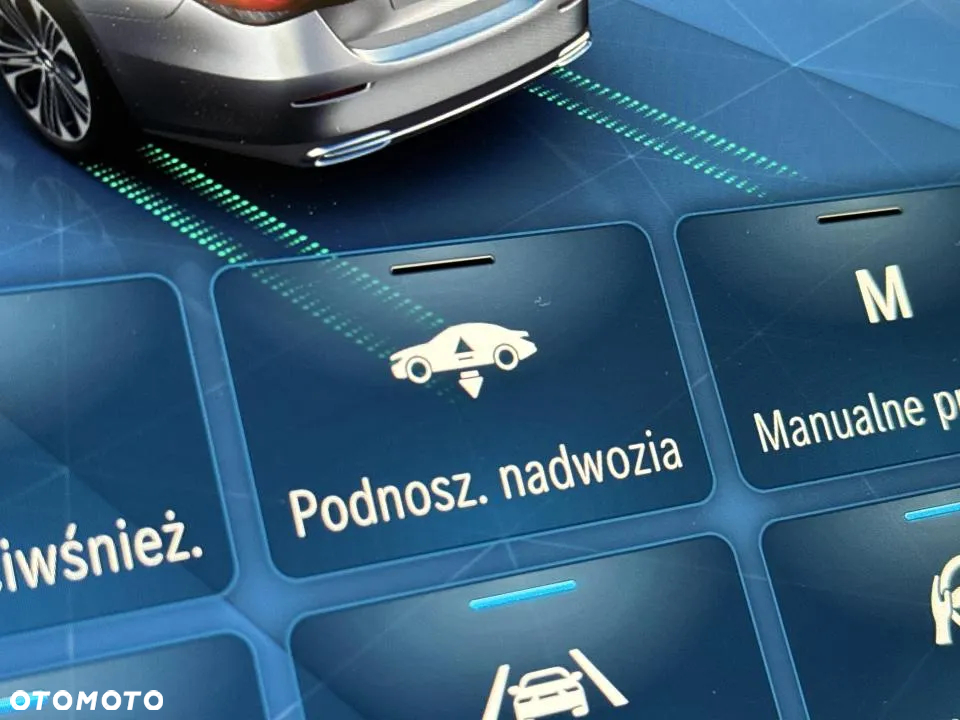 Mercedes-Benz Klasa E 220 d 4Matic 9G-TRONIC Edition AMG Line - 19