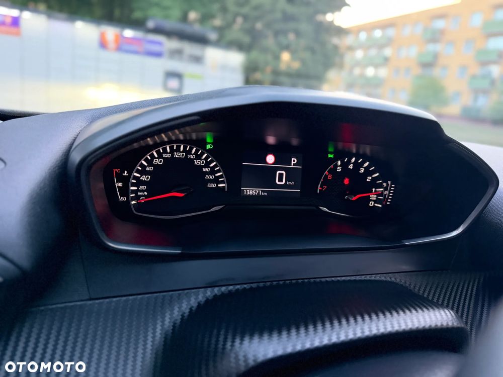 Peugeot 2008 PureTech 130 EAT8 Active - 33