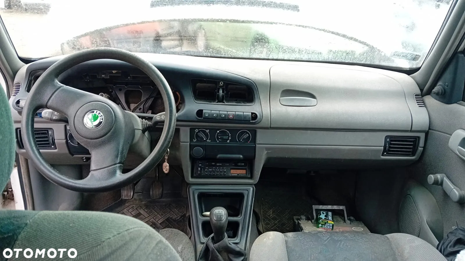 Tylko Części Skoda Felicia II 1.3 8V mpi 781.136m 68KM 50kW 98r-01r lakier biały - 9