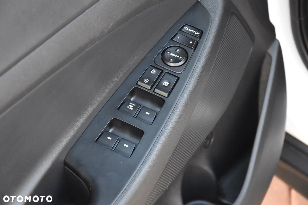 Hyundai Tucson 1.6 Turbo 2WD Advantage - 32