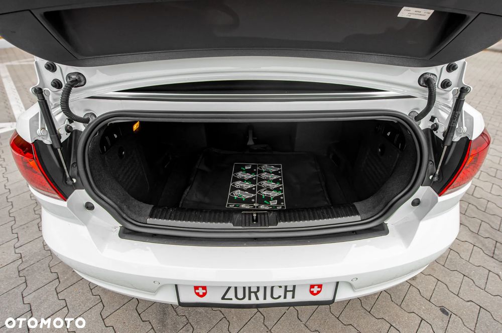 Volkswagen Golf Cabrio 1.4 TSI Cup - 36